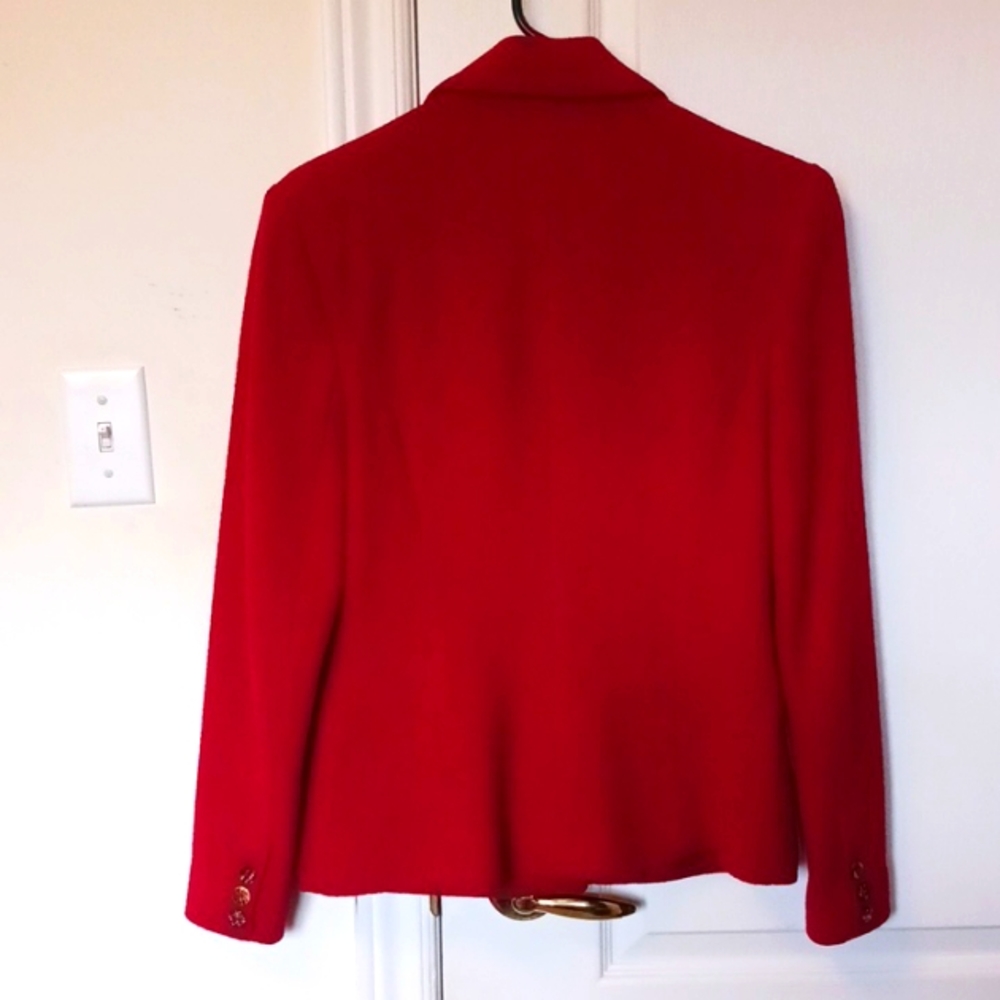 Fully lined Jacket - Picture 2 of 9